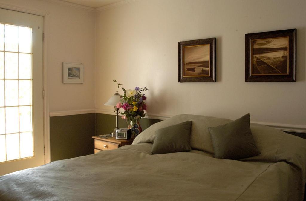 Heriot Bay Inn Номер фото